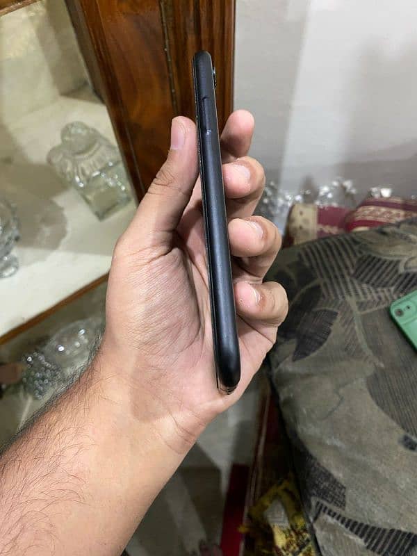 iphone XR 5