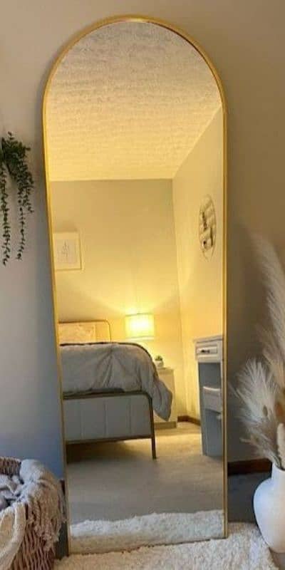 trending mirror 0