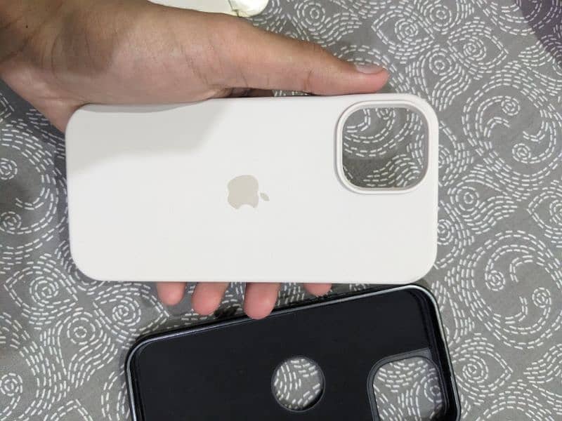 Iphone 15 cover with sheet inside 3