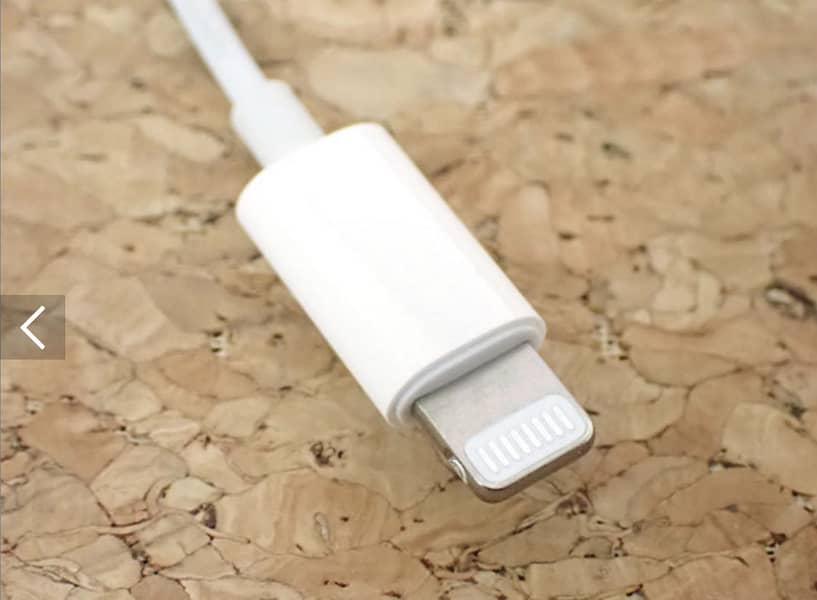 Apple iPhone iPad 3.5mm AUX Lightning Adapter Connector Converter 2