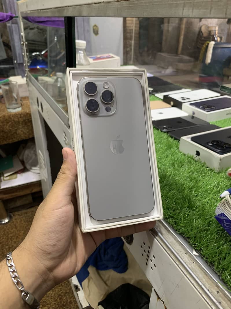 Iphone 15 Pro Max Jv 124 Cycle Natural Titanium 100% health full box 0