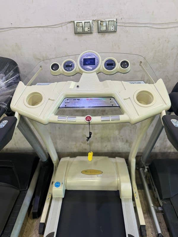 TREADMILL / RUNNING MACHINE / WALKING MACHINE / JOGGING MACHINE 11
