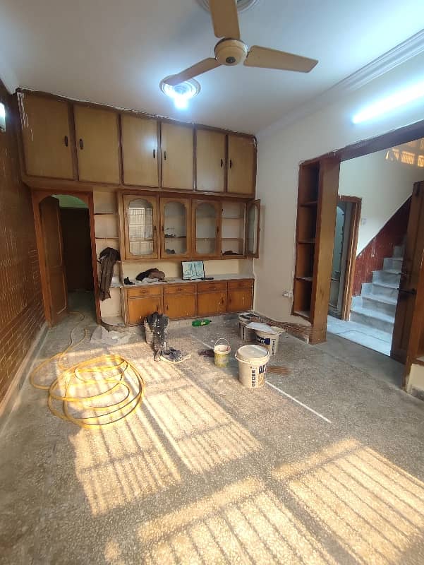20*40 full house available for rent in G-11/3 1