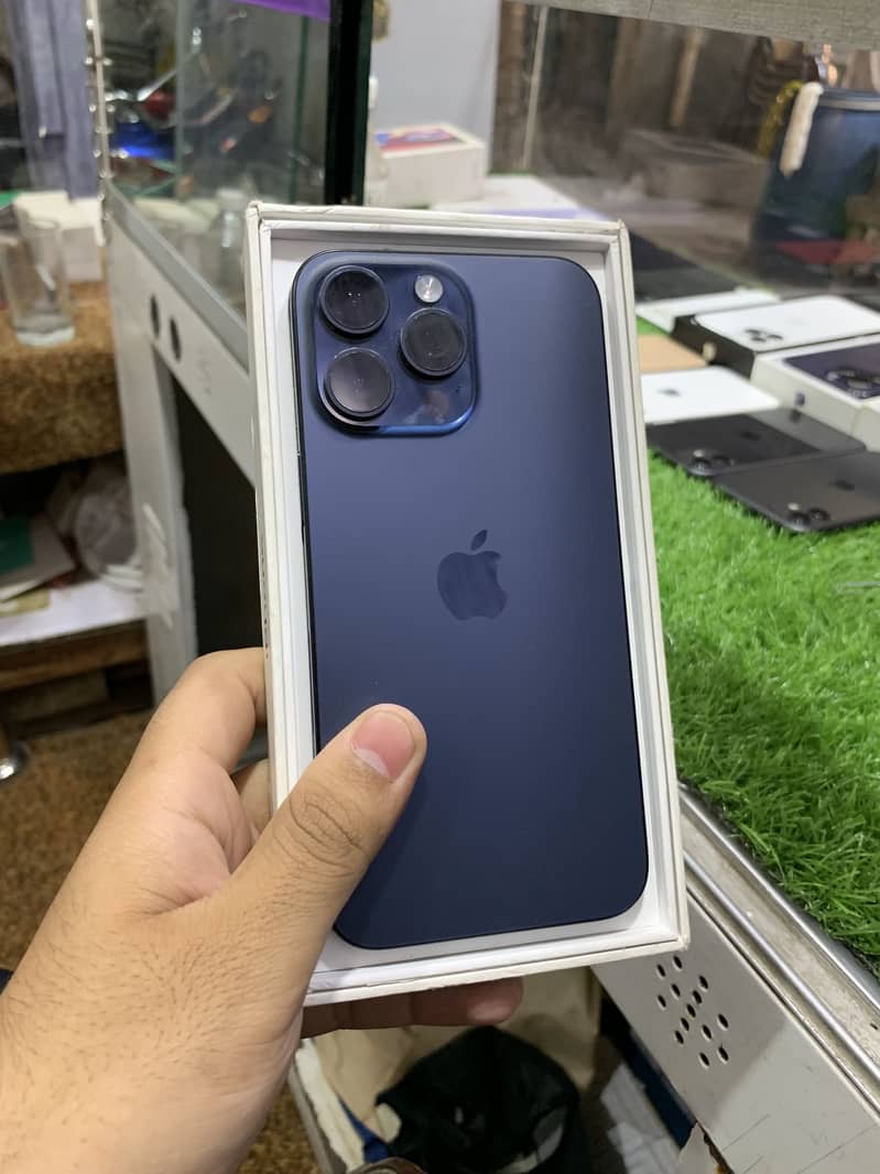 Iphone 15 pro max jv 89% health blue full box 10/10 256 gb 0