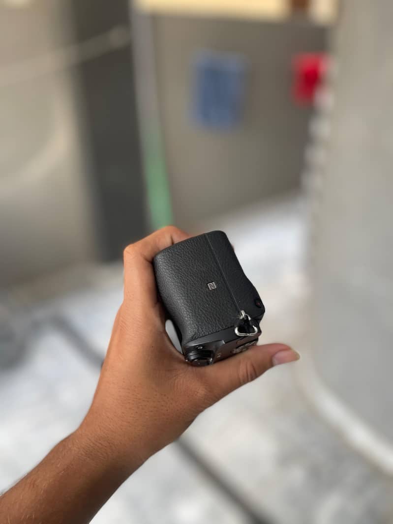 Sony a6400 body(Only 6k Shuttercount)- Just like new 7