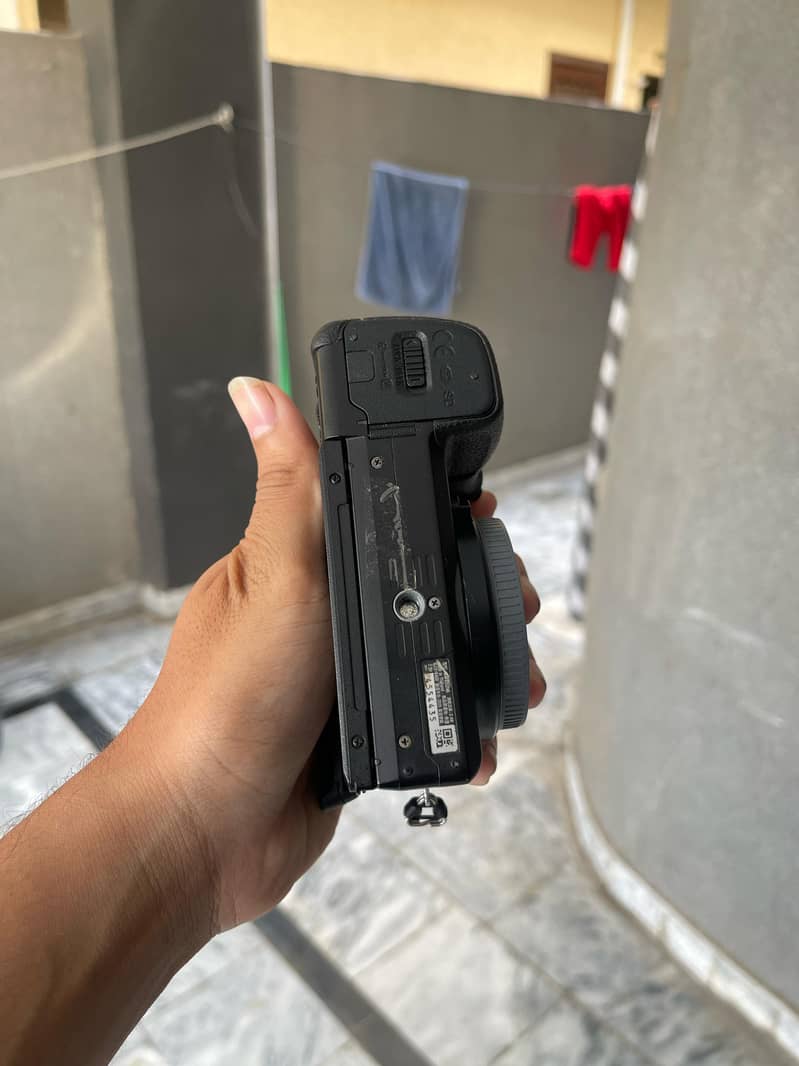 Sony a6400 body(Only 6k Shuttercount)- Just like new 8