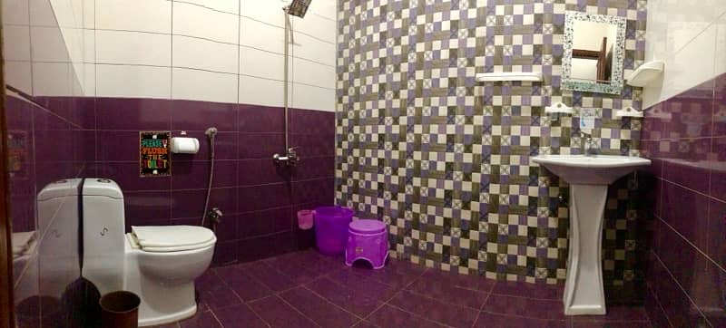 United GIRLS hostels 10