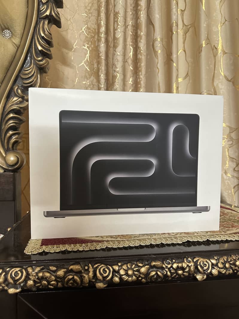 MacBook m3 Pro Box pack 0