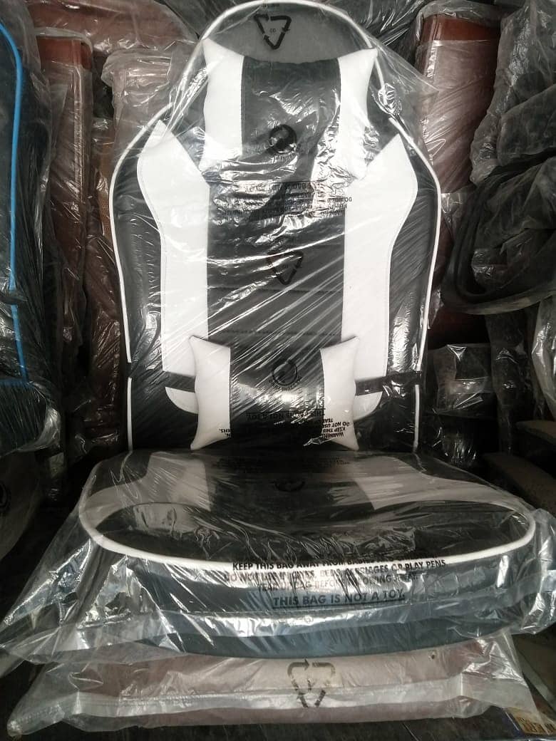 Razer- Gaming Chair with Gaming chair fully comfortable chair importe 13