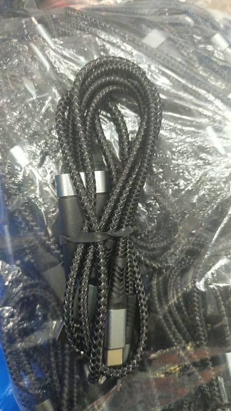 100w fast charging 3 in 1 cable 1