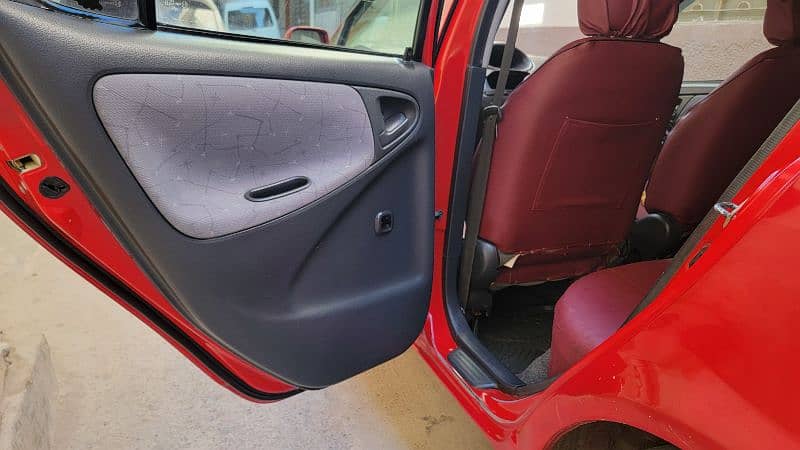 Toyota Vitz 2000 14