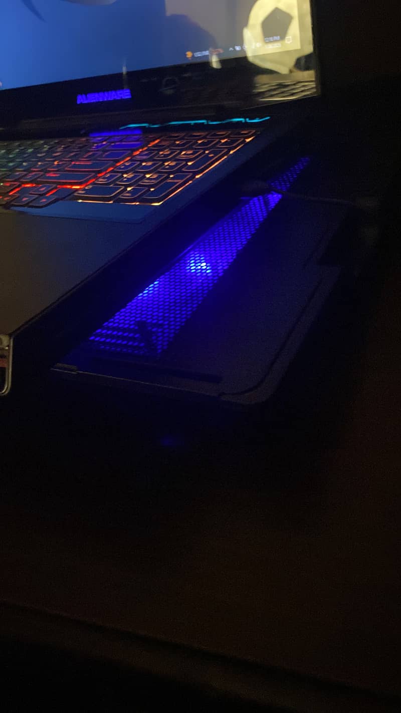 Dell Alienware Gaming Laptop Gta 5 Valorant Smooth gameplay 4