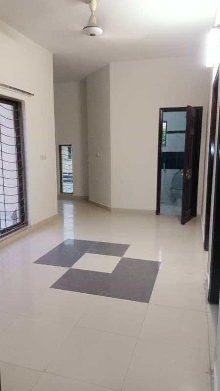 House available for Rent in Askari 11 sec-A Lahore 7