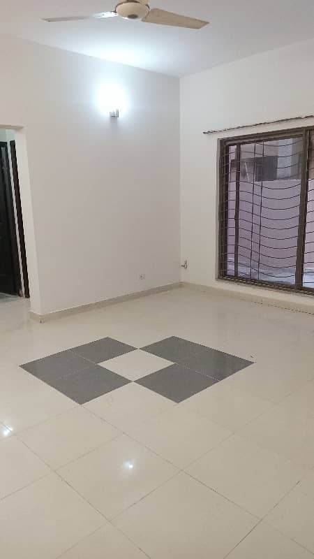 House available for Rent in Askari 11 sec-A Lahore 15