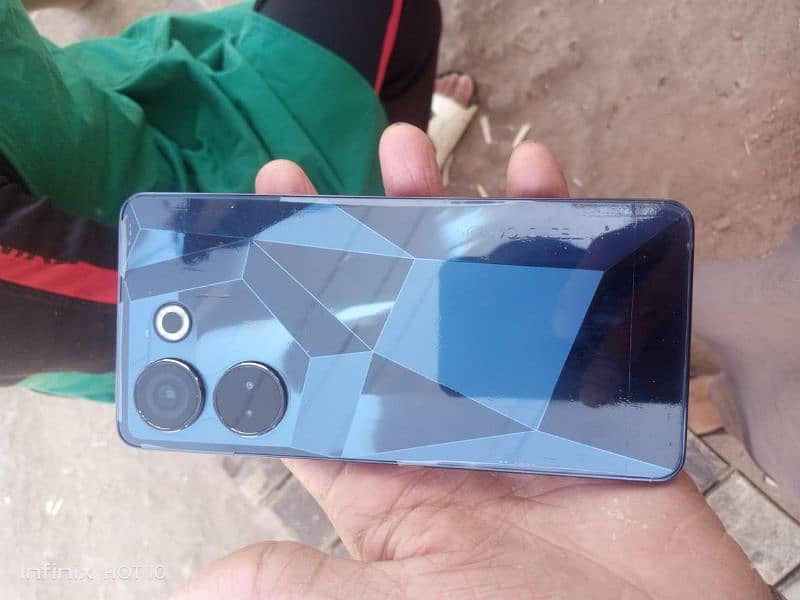 camon 20 pro arjent sale koi fult nhi ha no rpiar only mobile and chrg 0