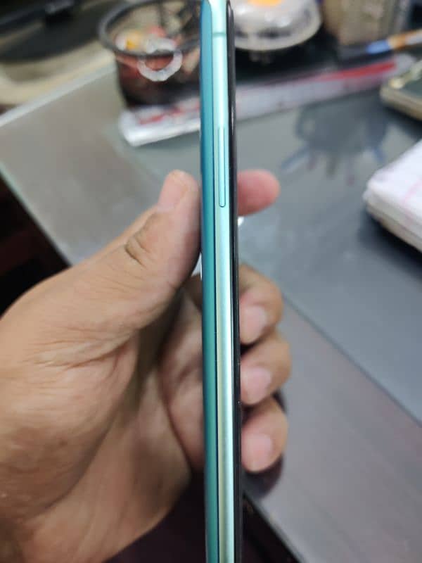 one Plus 8t 1