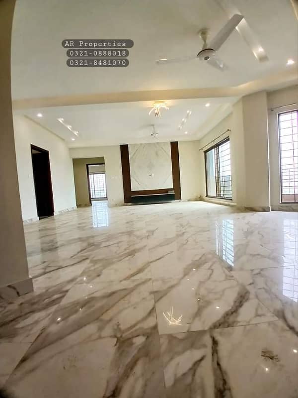 Brend New Apartment available for Rent in Askari 11 sec-D Lahore 0