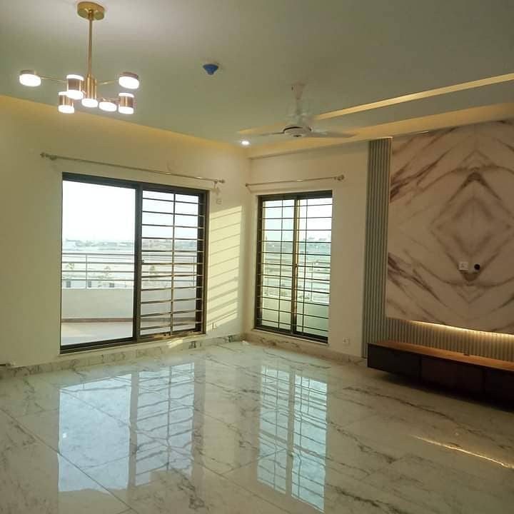 Brend New Apartment available for Rent in Askari 11 sec-D Lahore 33