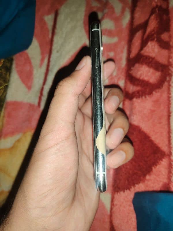 iphone x 4