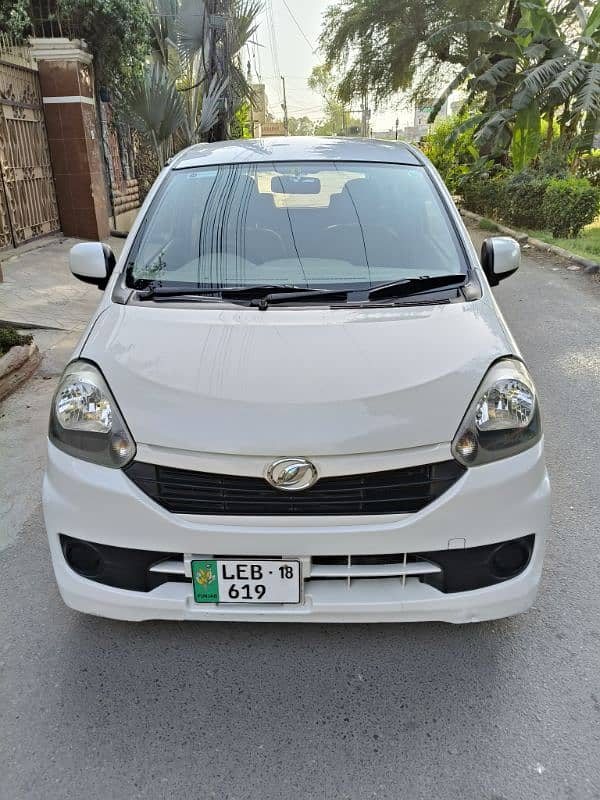 Daihatsu Mira 2014 parl white 1