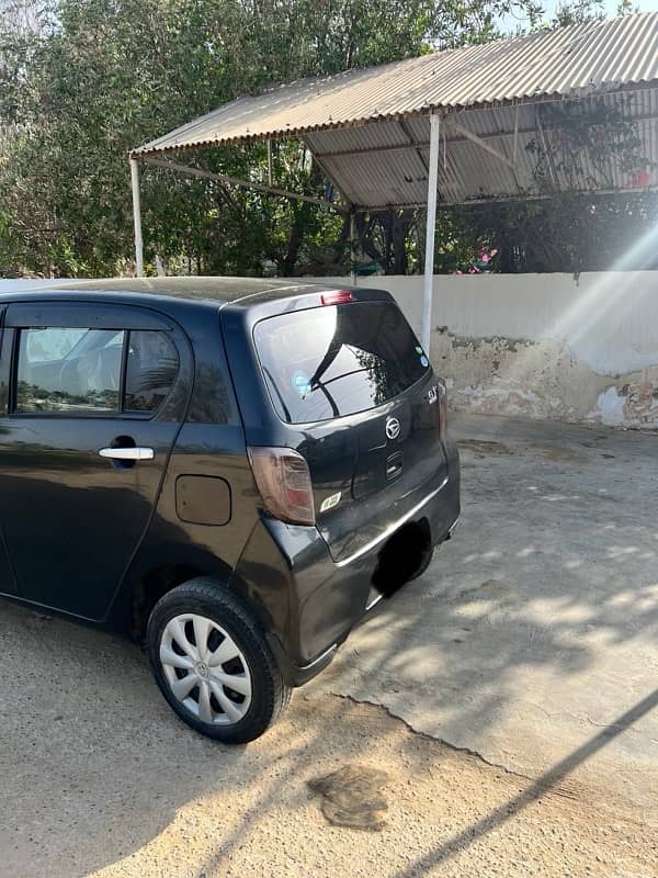 Daihatsu Mira 3