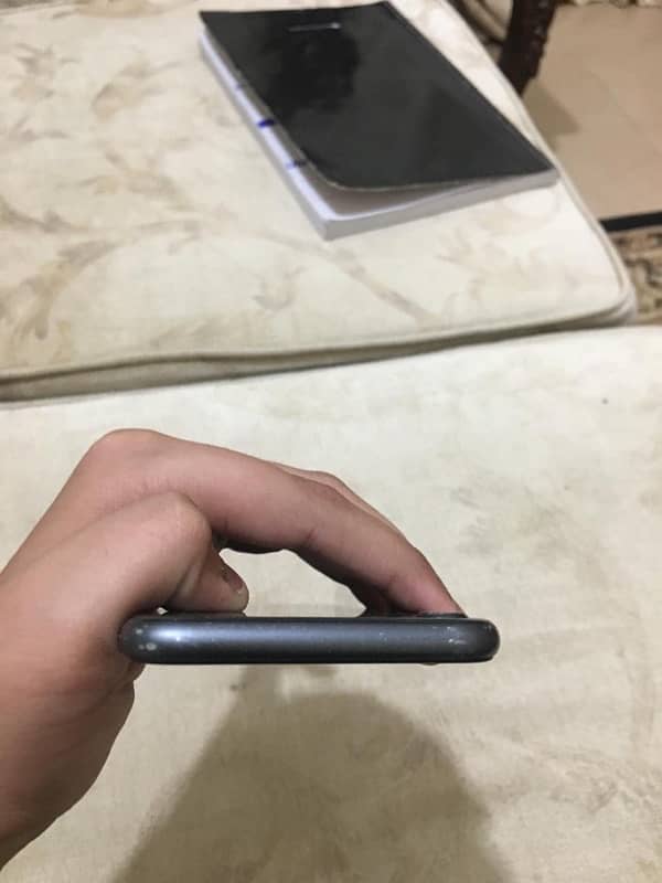 IPHONE 8 FRESH CONDITION 5