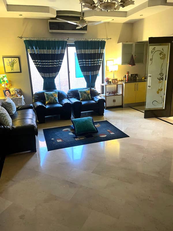 Top Location 01 Kanal Modern Design House For Rent In DHA Phase 1 Lahore. 2