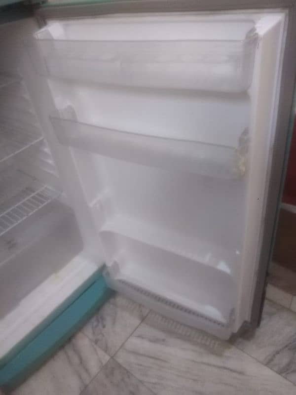 Fridge for sale best cooling. . . 2