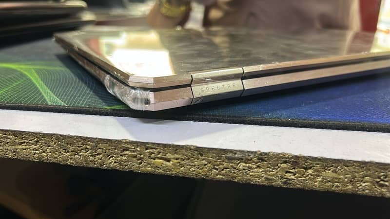 HP Spectre x360 1