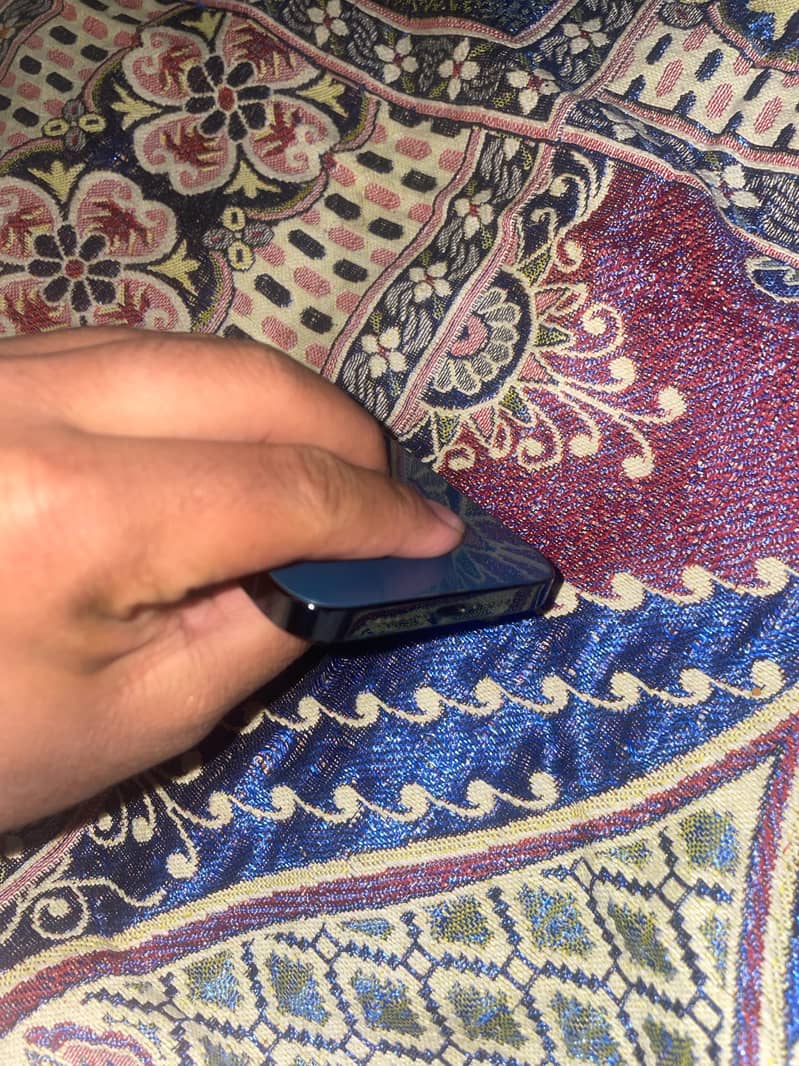 Iphone 12 pro 1