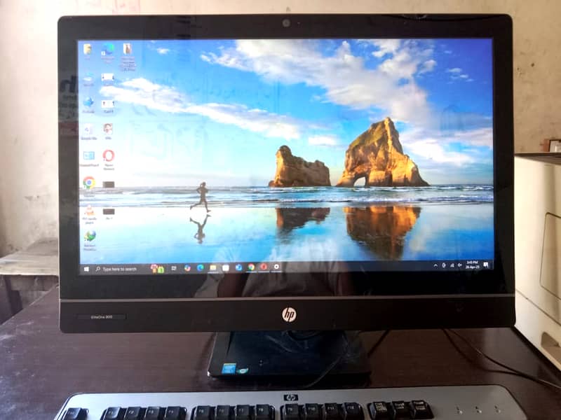 HP EliteOne 800 G5 LED PC - 8th Gen Core i5 8GB 500GB SSD 23.0" Touch 1