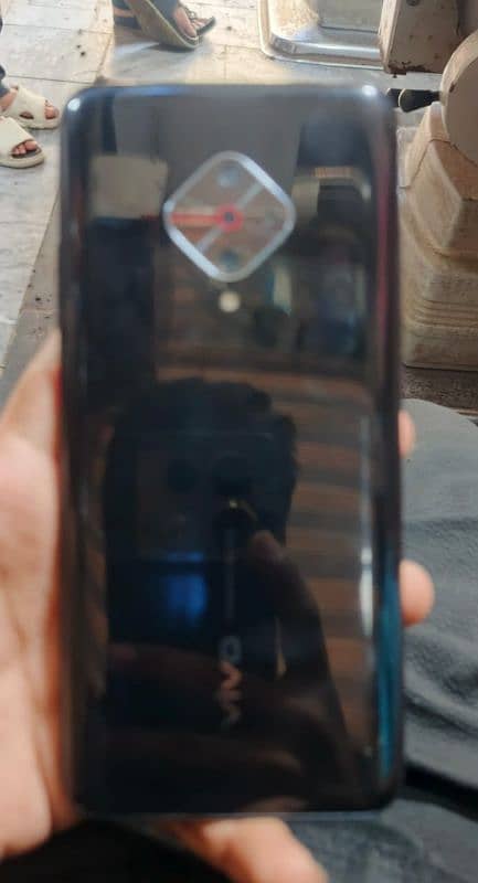 Vivo s1 pro 8 128 2