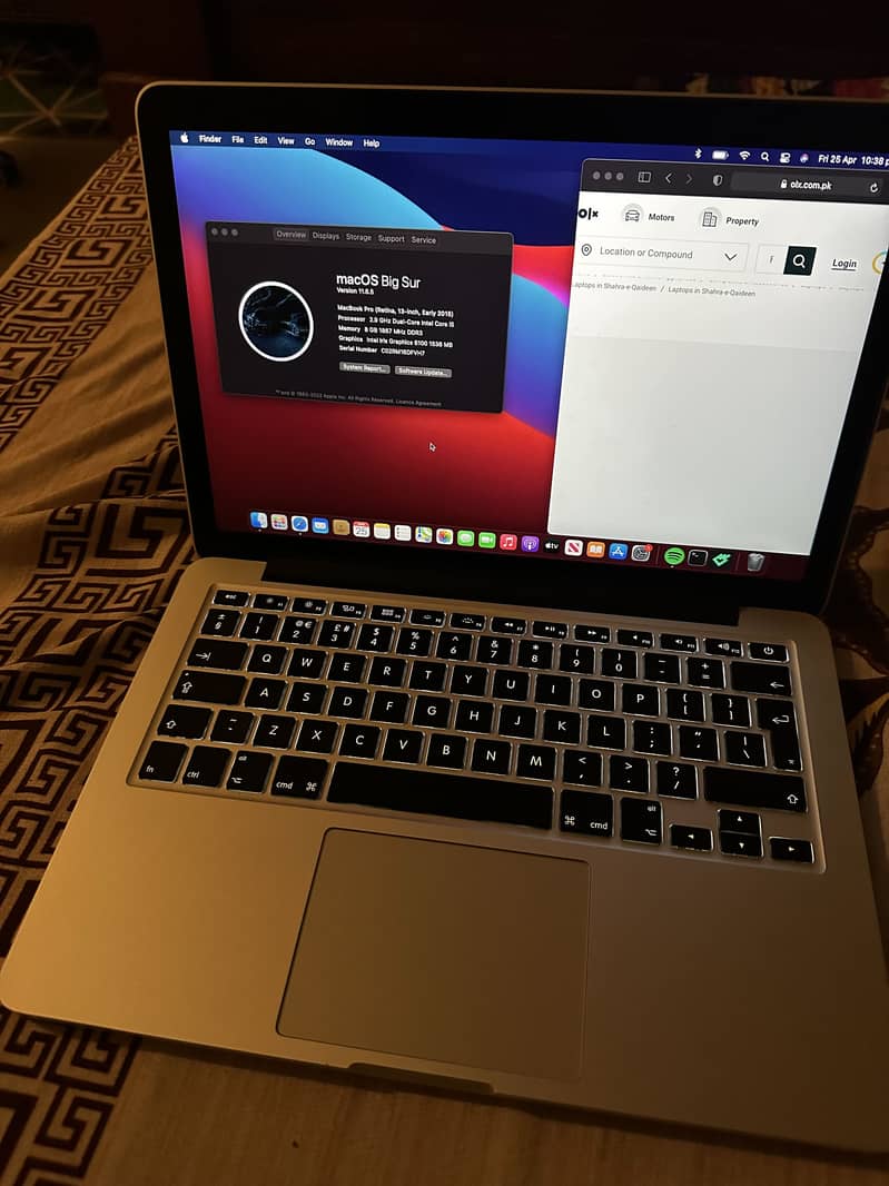 Macbook Pro 2015 500GB SSD Pristine Condition 13 Inch + Cover Sleeve 0