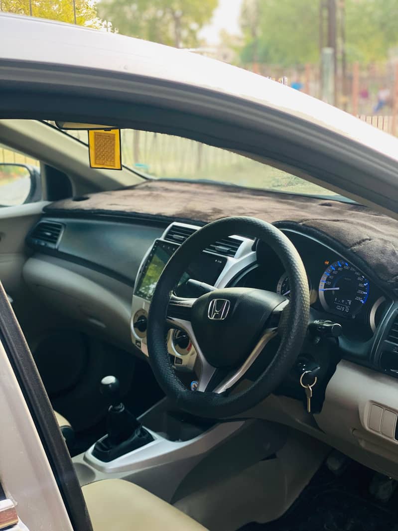 Honda City Aspire (2016/17) model 5
