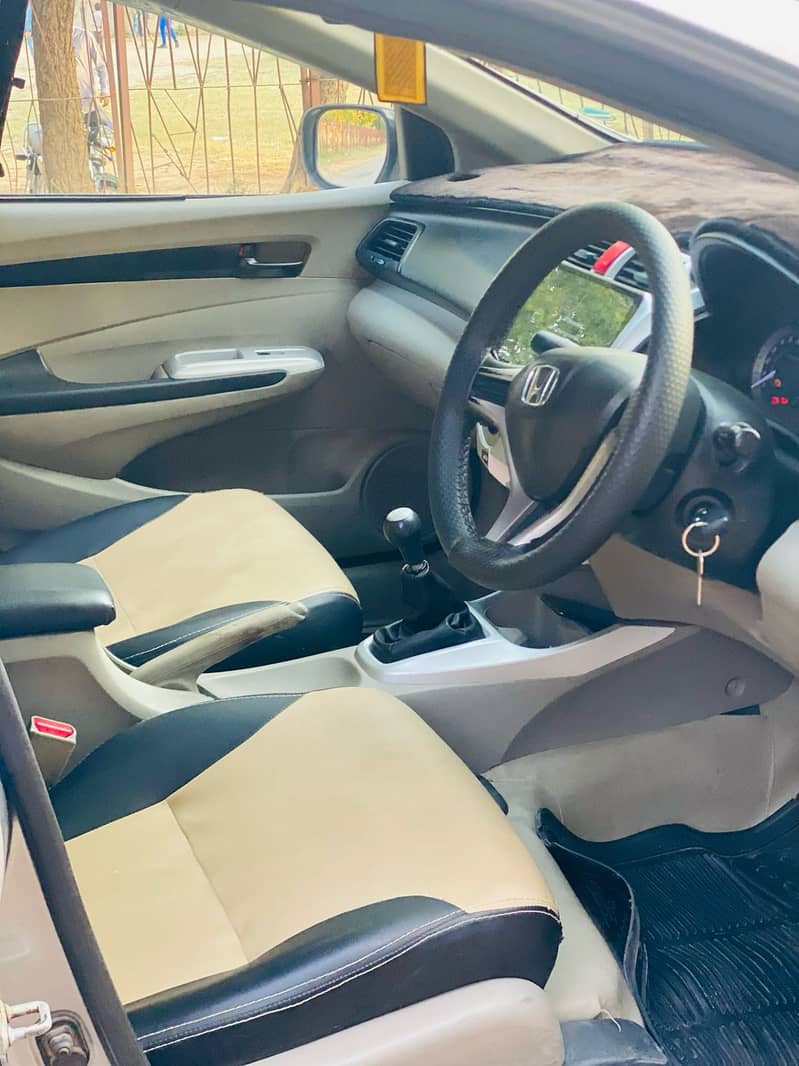 Honda City Aspire (2016/17) model 4