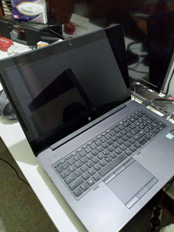 HP Z book 15 g4 mobile workstation 0
