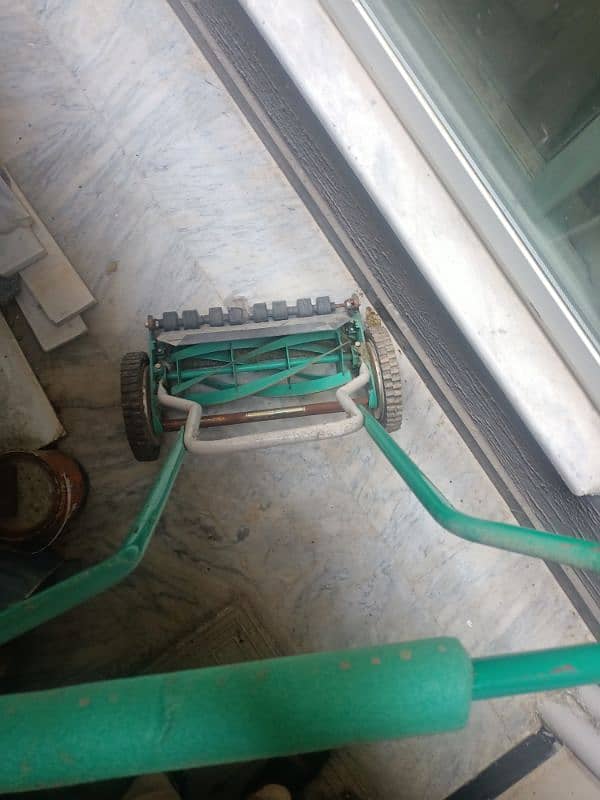 Ghas kaatne wali machine 2