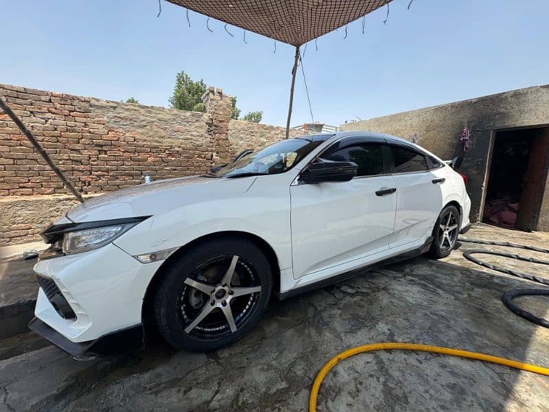 Honda Civic 2020 1.8 UG 2