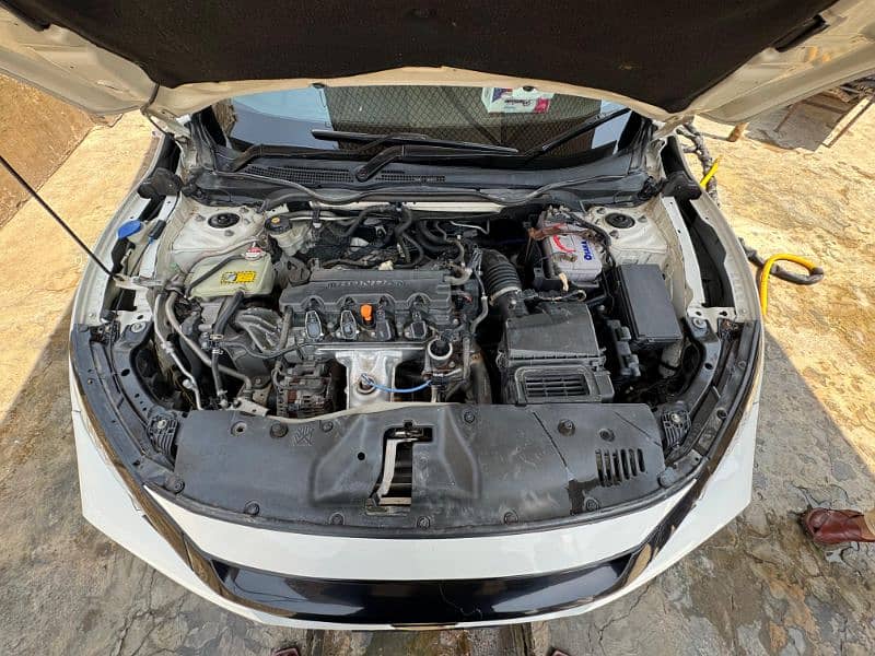 Honda Civic 2020 1.8 UG 8