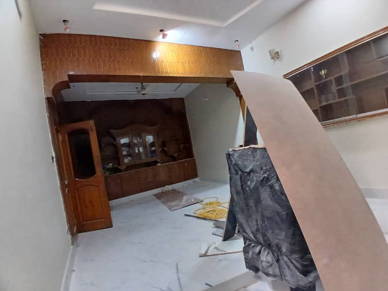 Allama Iqbal Town Corner House For Sale 0