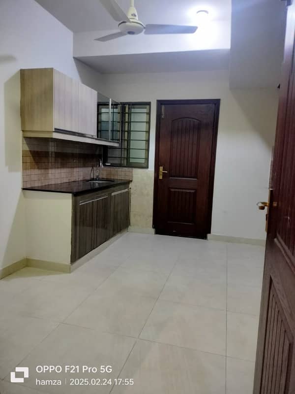 11 Marla 3 Bedroom Modern Apartment With Spectacular View Available For Sale In Askari 11 Lahore 10