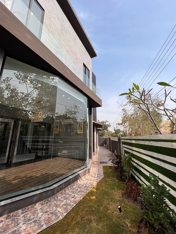 10 Marla Brand New Modern Design House For Sale In DHA Phase 4 Lahore ! 1
