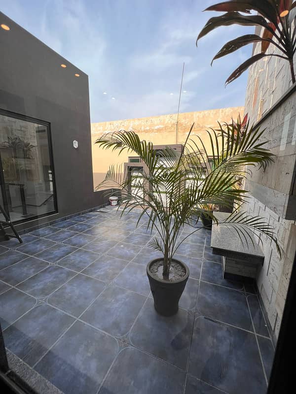 10 Marla Brand New Modern Design House For Sale In DHA Phase 4 Lahore ! 3