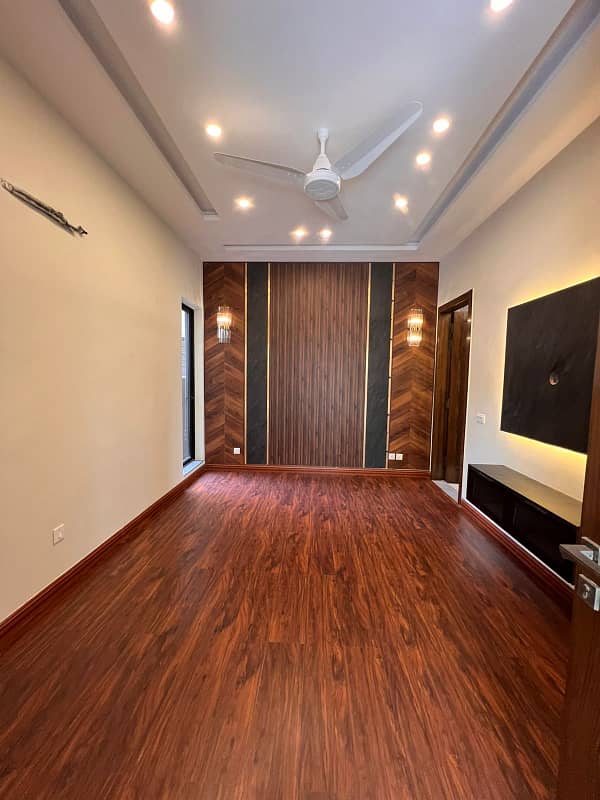 10 Marla Brand New Modern Design House For Sale In DHA Phase 4 Lahore ! 8
