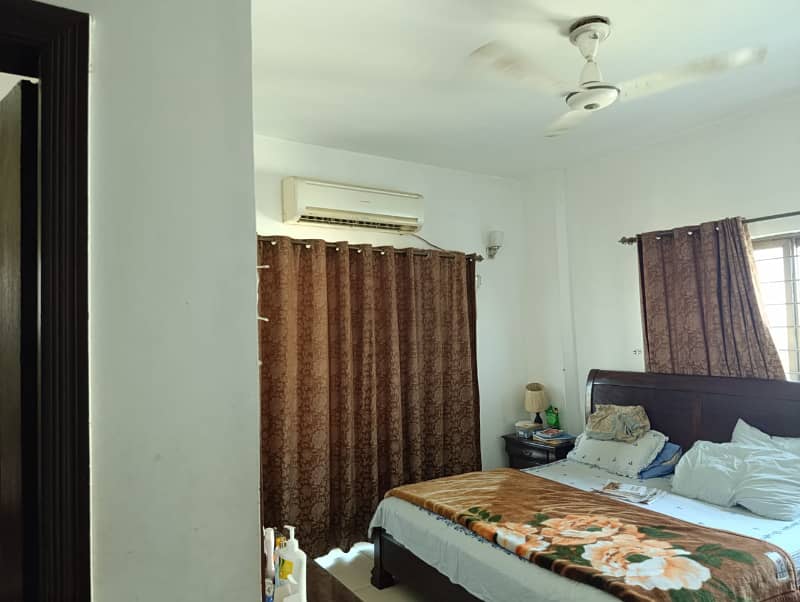 12 Marla 4 Bedroom Apartment At 6th Floor Available For Sale 12