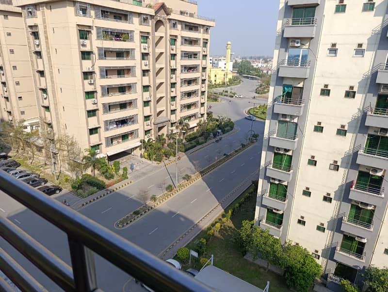 12 Marla 4 Bedroom Apartment At 6th Floor Available For Sale 17