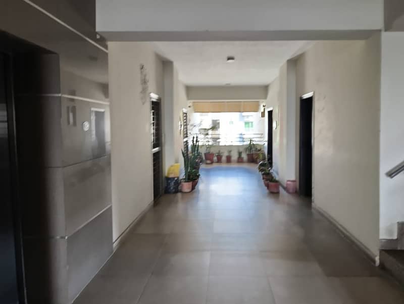 12 Marla 4 Bedroom Apartment At 6th Floor Available For Sale 18