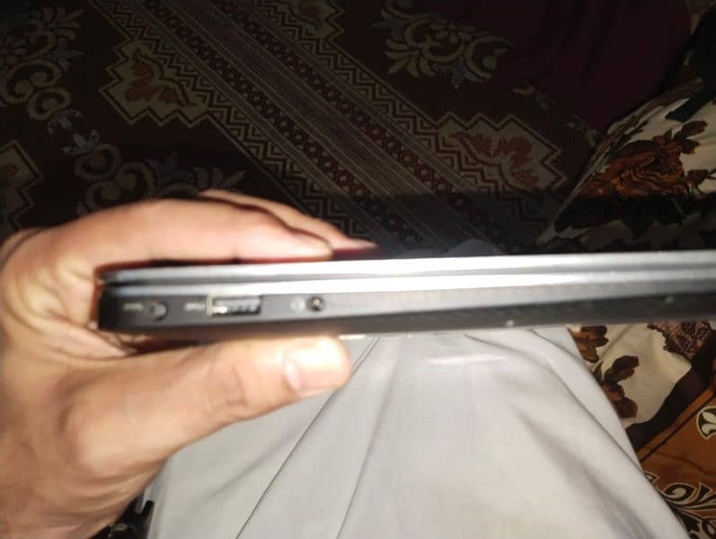 Dell xp513.9333 8