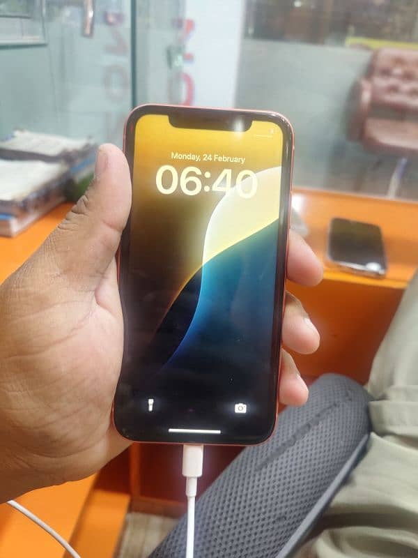 iphone XR jv 64GB 0