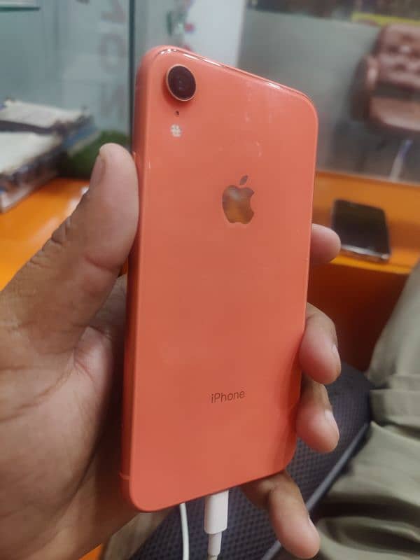 iphone XR jv 64GB 1